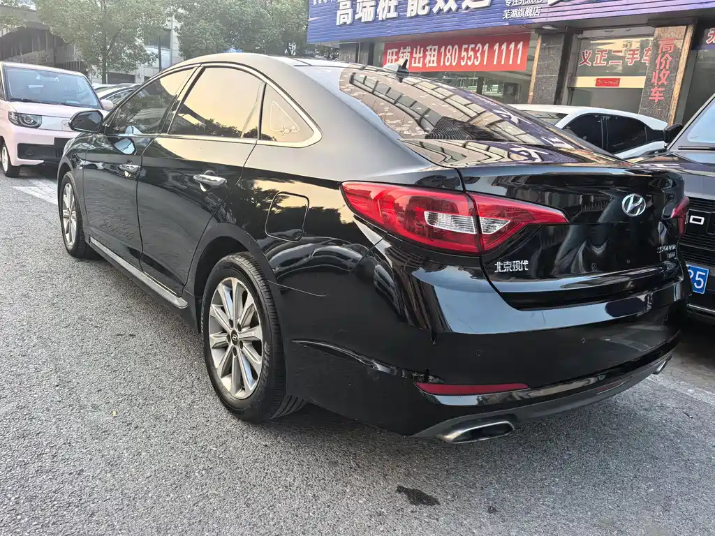 HYUNDAI SONATA 2015