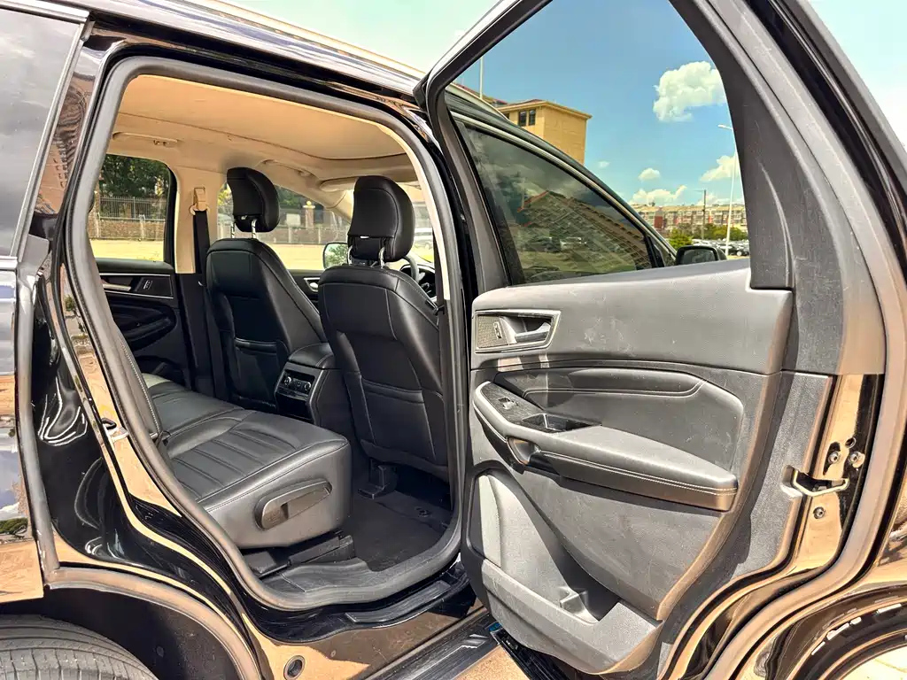 FORD EDGE 2018