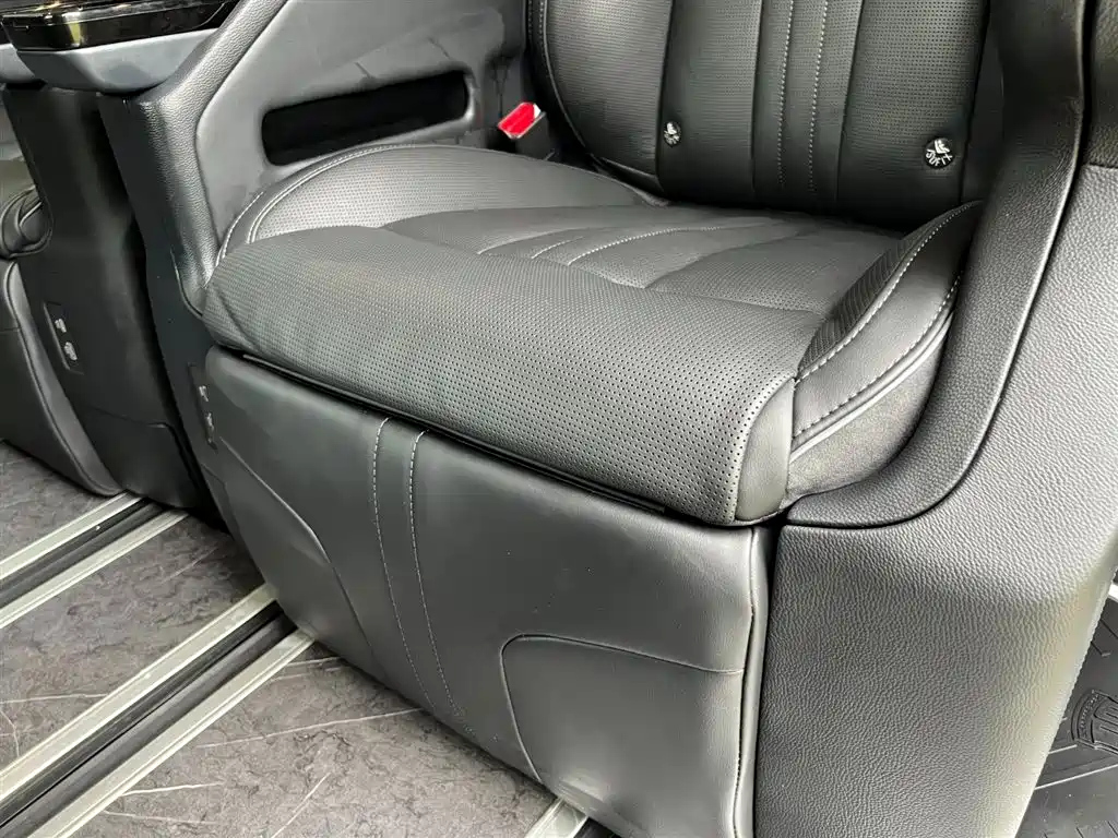 HONGQI HQ9 2023