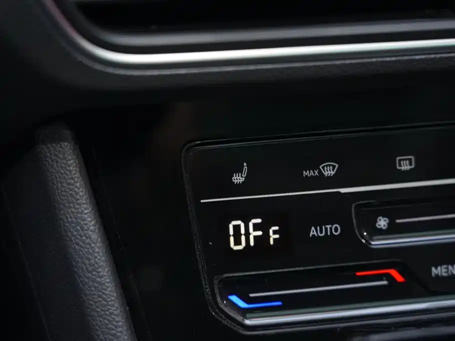 VOLKSWAGEN TIGUAN L 2022