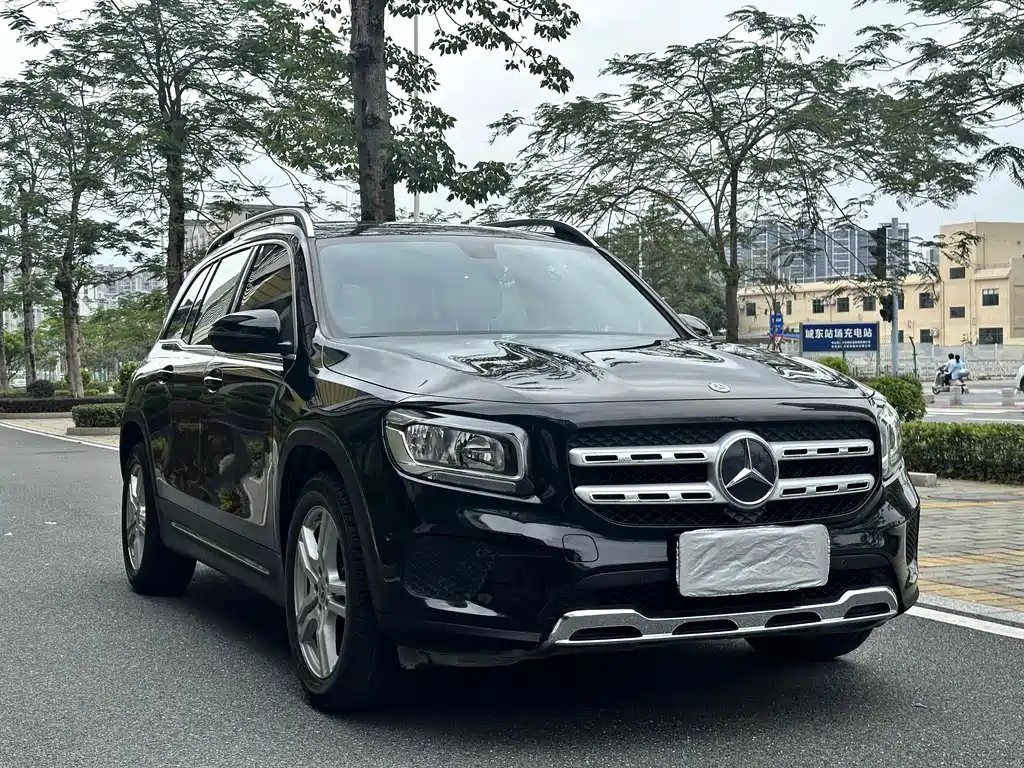 MERCEDES BENZ GLB 2020