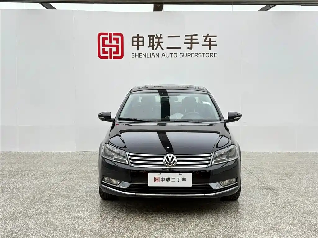 VOLKSWAGEN MAGOTAN 2015