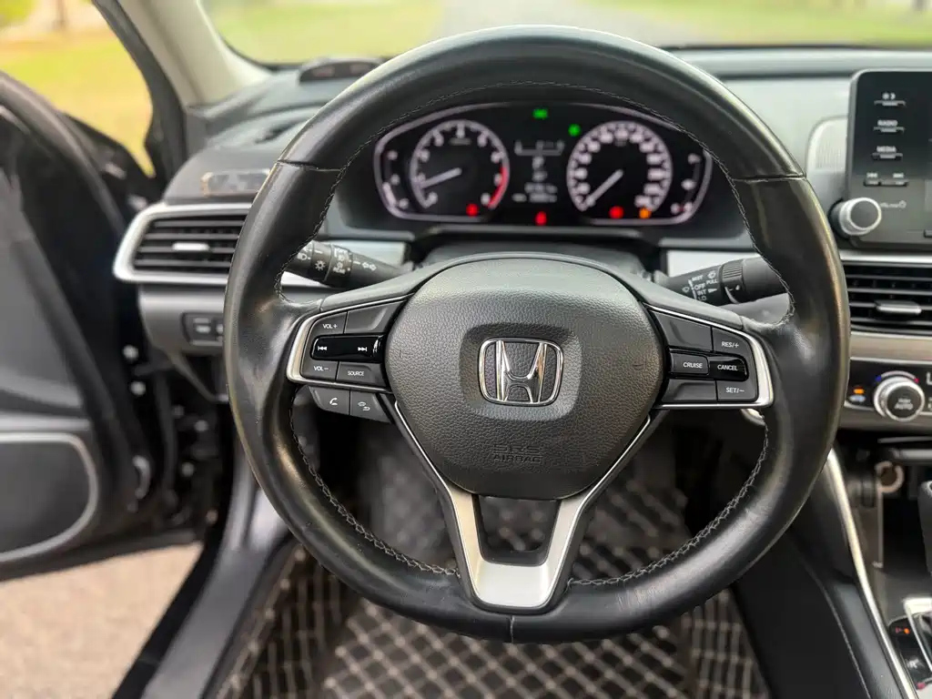 HONDA ACCORD 2018