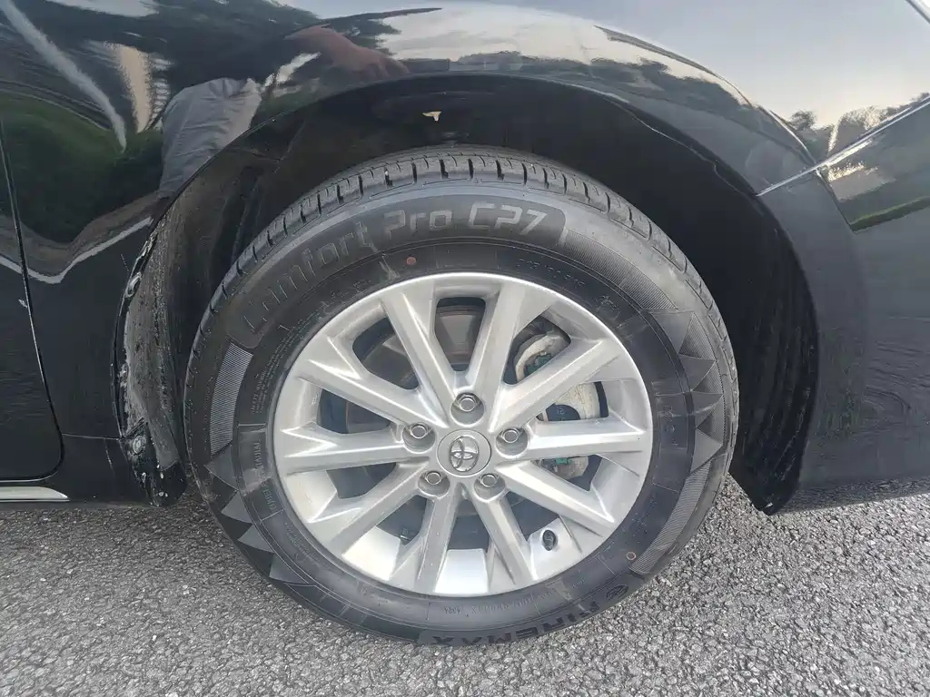 TOYOTA CAMRY 2013