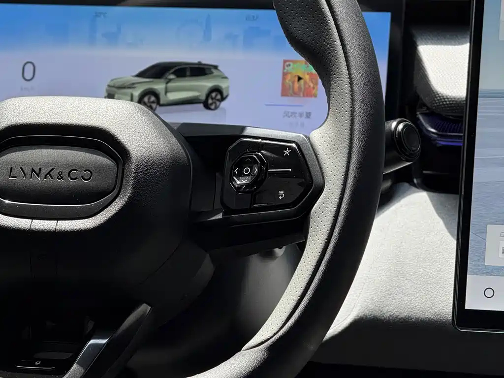 LYNK&CO 08 NEW ENERGY 2024