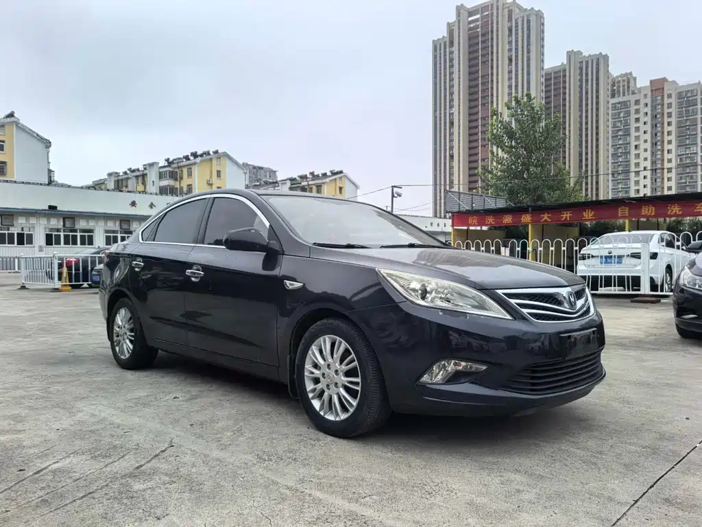 CHANGAN EADO 2013