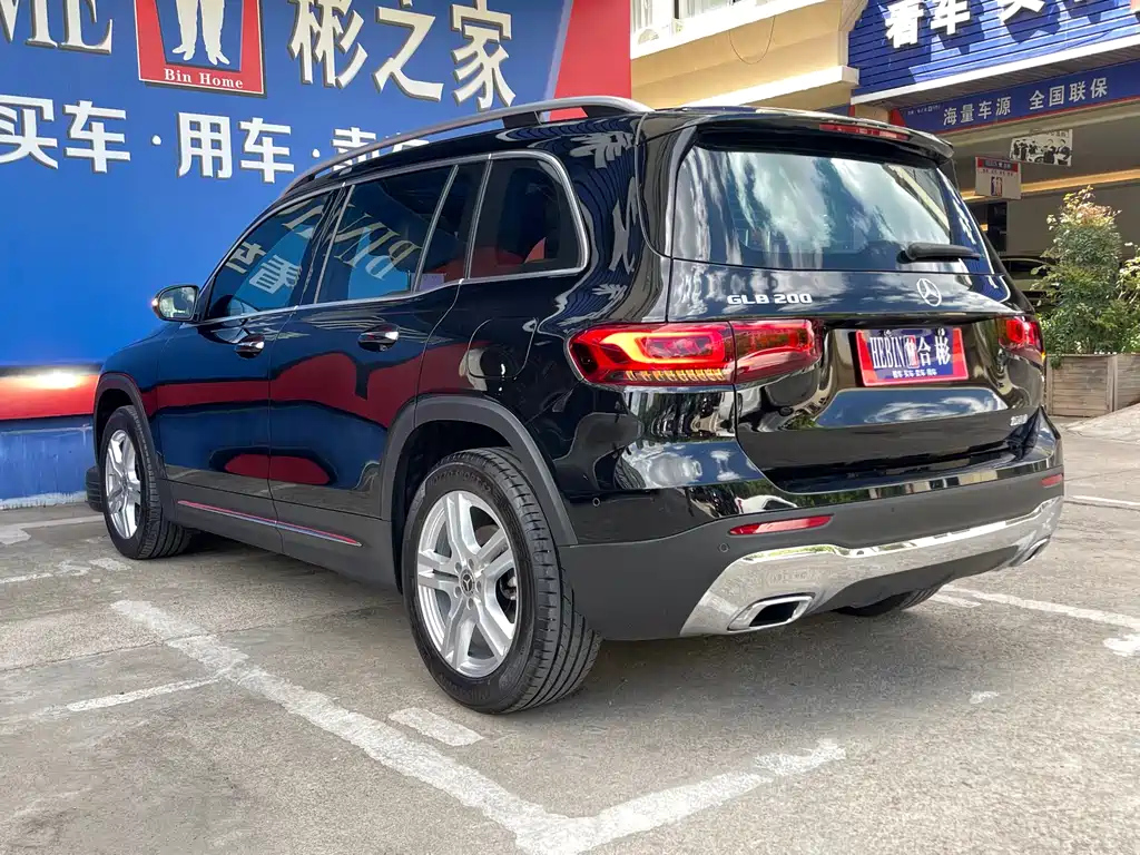 MERCEDES BENZ GLB 2021