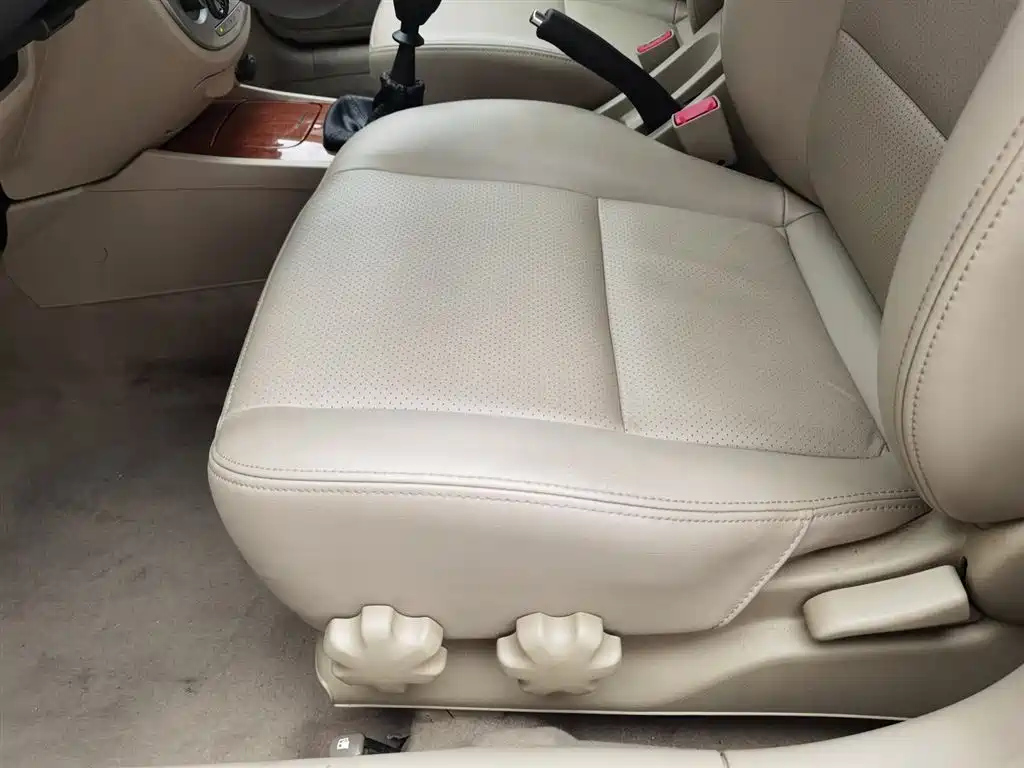 BUICK EXCELLE 2011