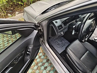 MERCEDES BENZ C-CLASS  2010 YEAR C 200K FASHION 2010