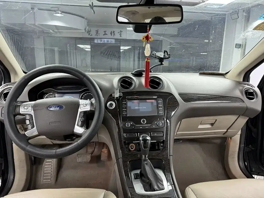 FORD MONDEO - WINNER 2012