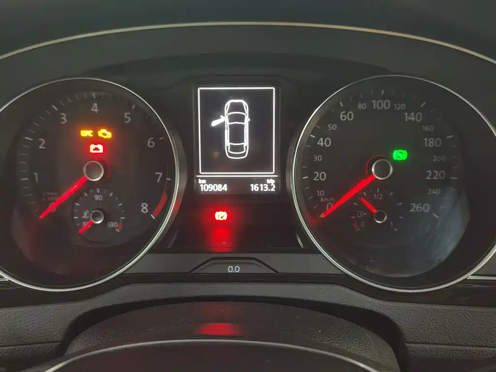 VOLKSWAGEN MAGOTAN 2018