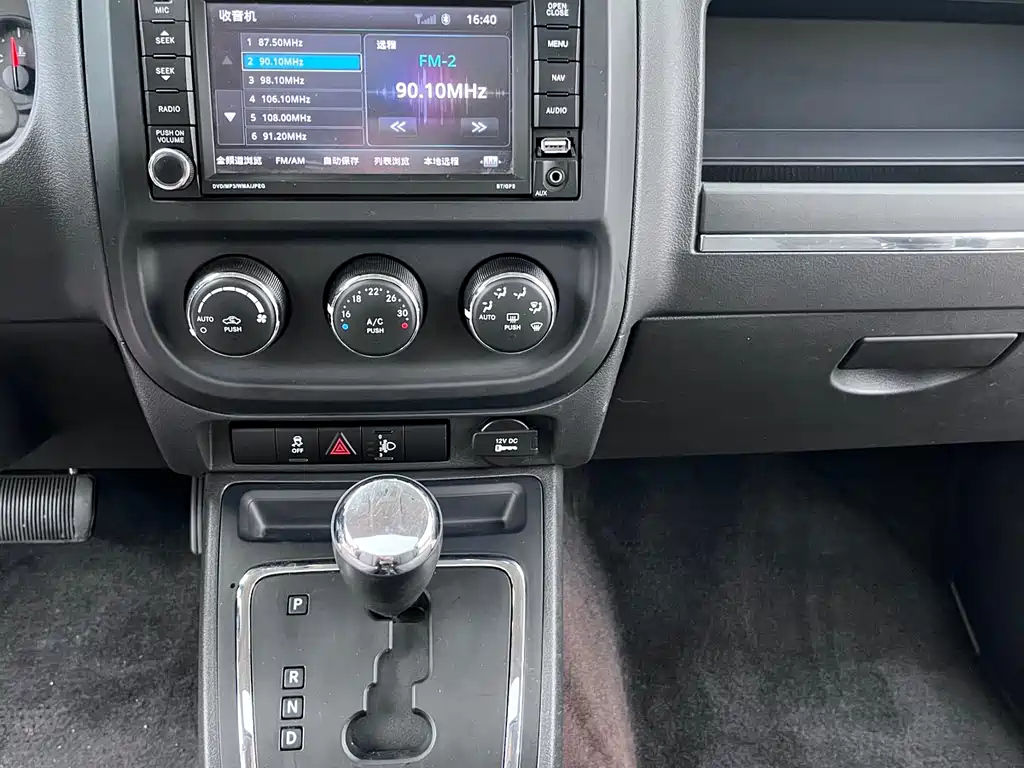 JEEP FREEDOM 客 2015