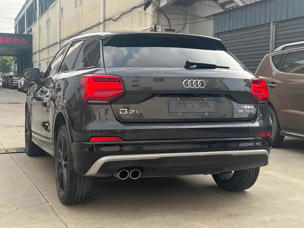 AUDI Q2L 2020