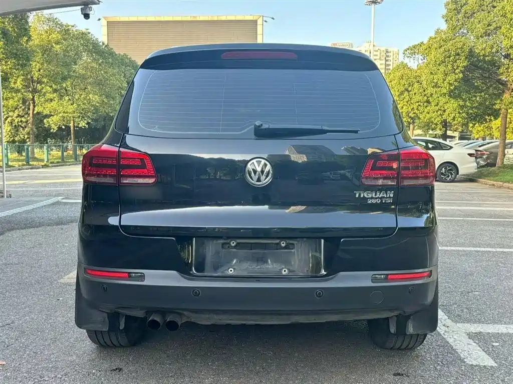 VOLKSWAGEN TIGUAN 2018