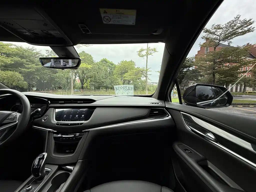 CADILLAC XT5 2020