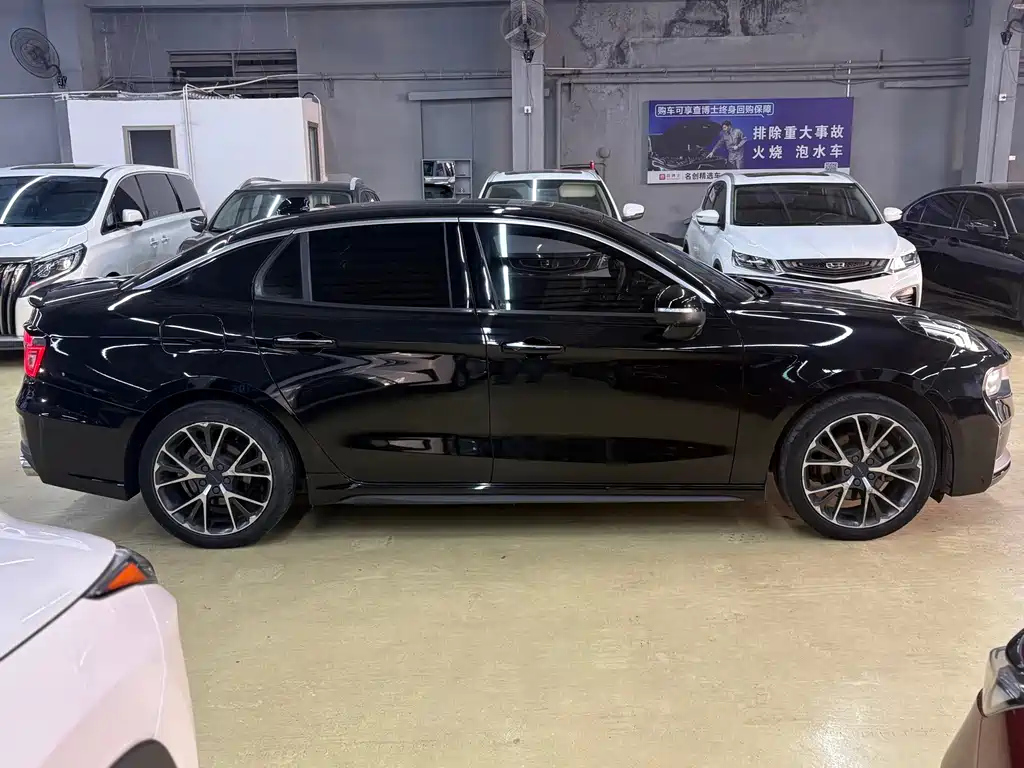 LYNK&CO 03 2019