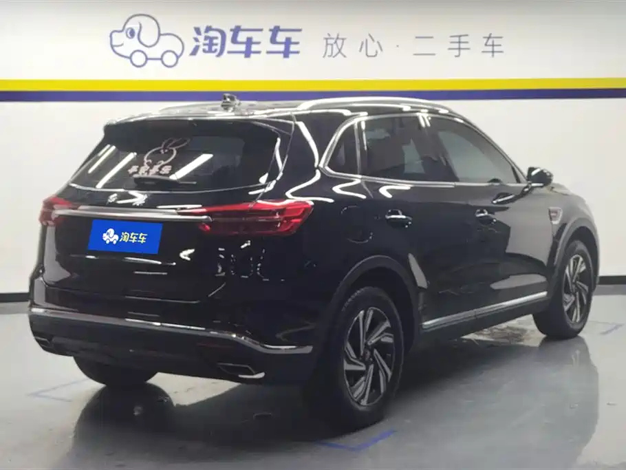 HONGQI HS5 2022