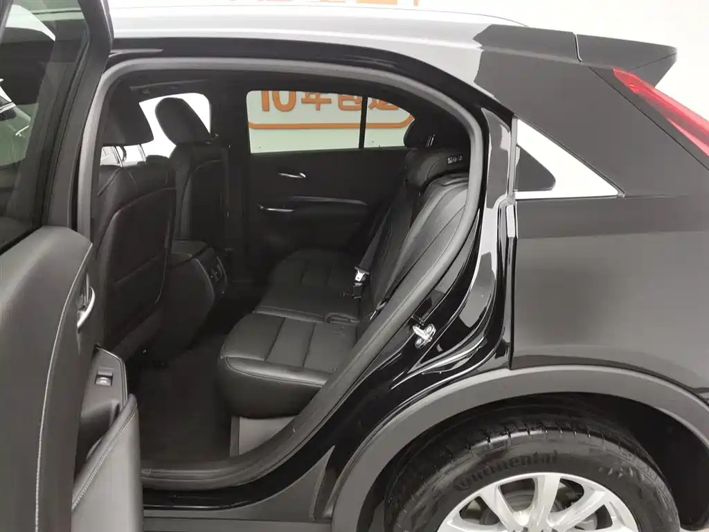 CADILLAC XT4 2022