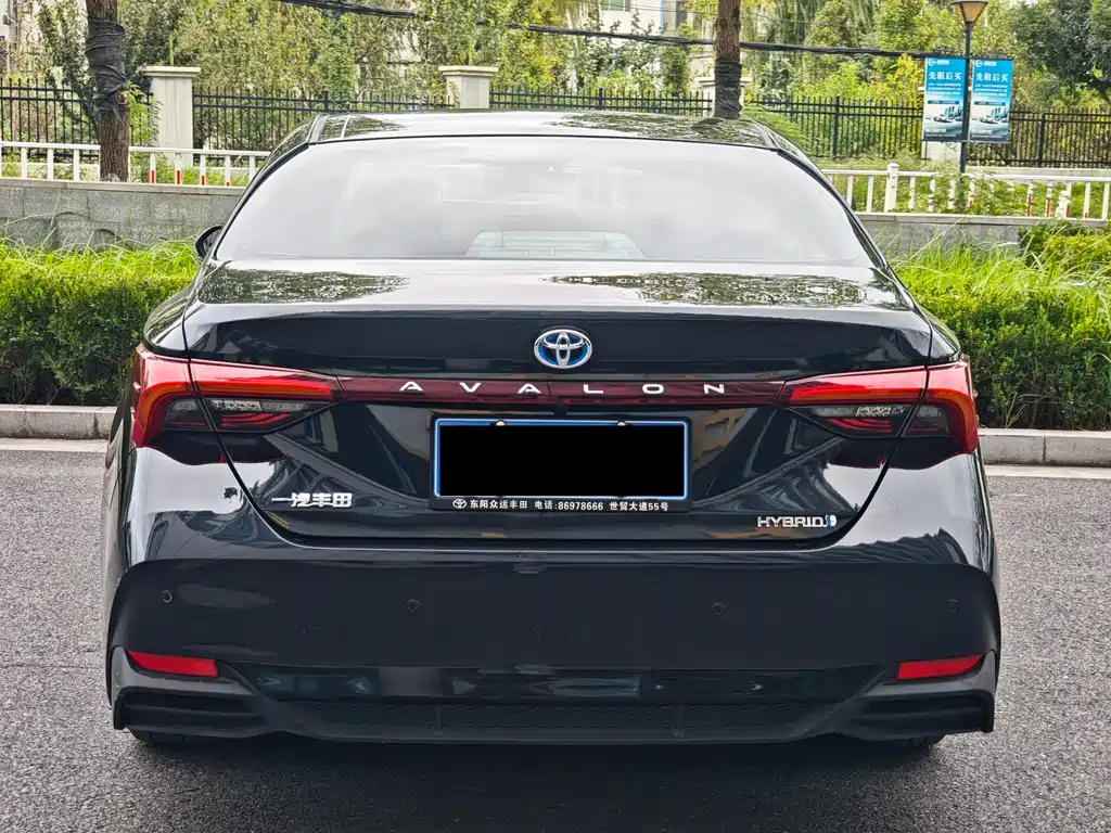 TOYOTA AVALON 2022