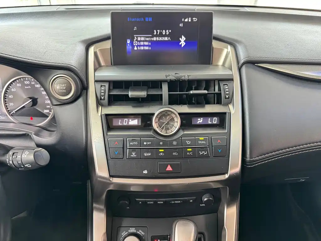LEXUS NX 2016