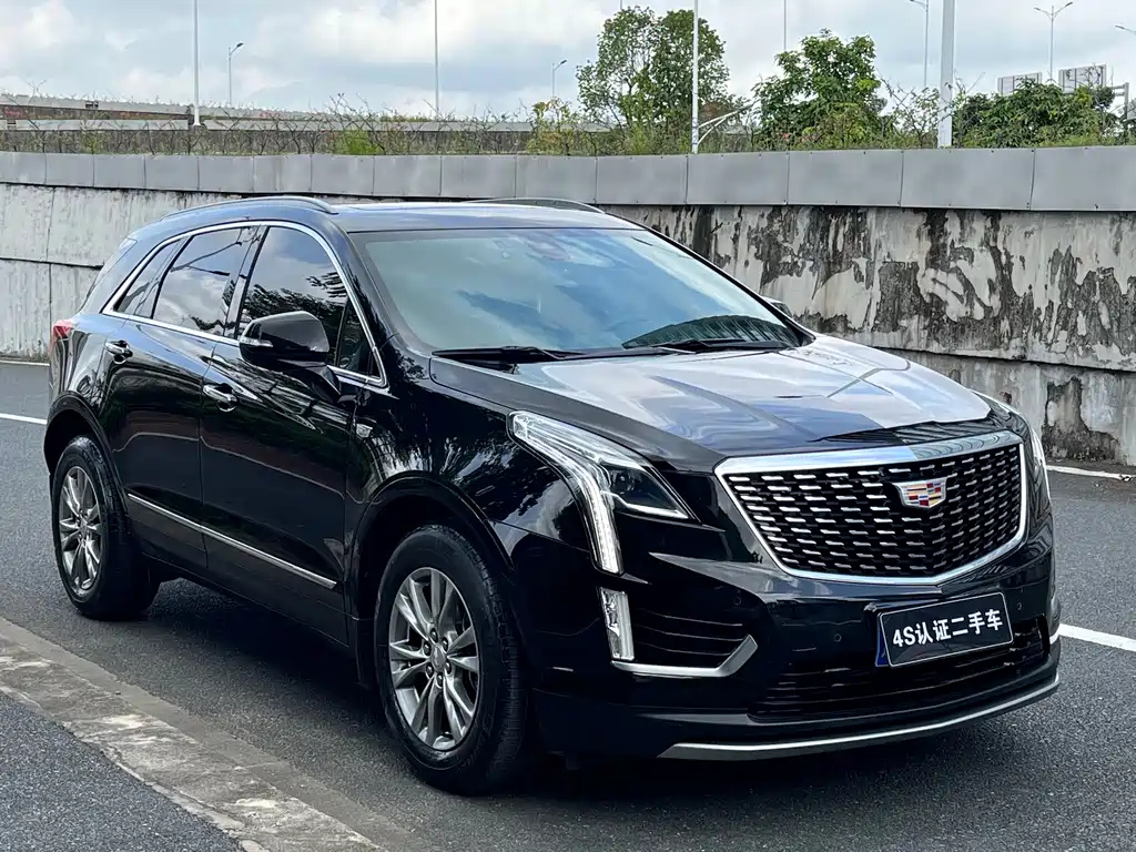 CADILLAC XT5 2021