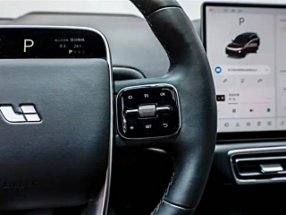 LI AUTO L8  2024 YEAR ULTRA 2024