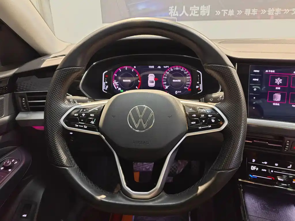 VOLKSWAGEN PASSAT 2022