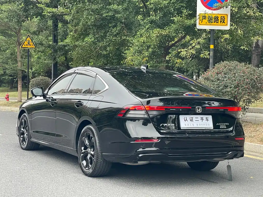 HONDA ACCORD 2025