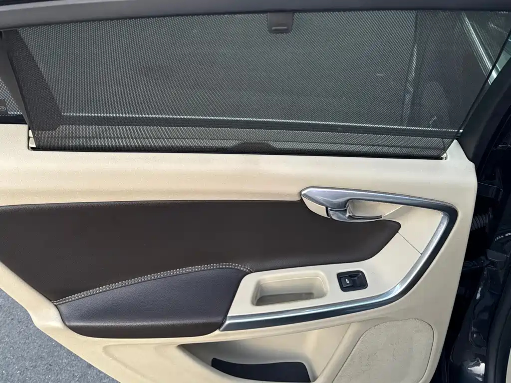 VOLVO S60 2014
