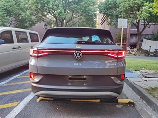 VOLKSWAGEN ID.4 CROZZ  2025 YEAR  EDITION 2025