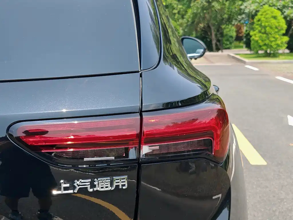 BUICK ENVISION S 2022