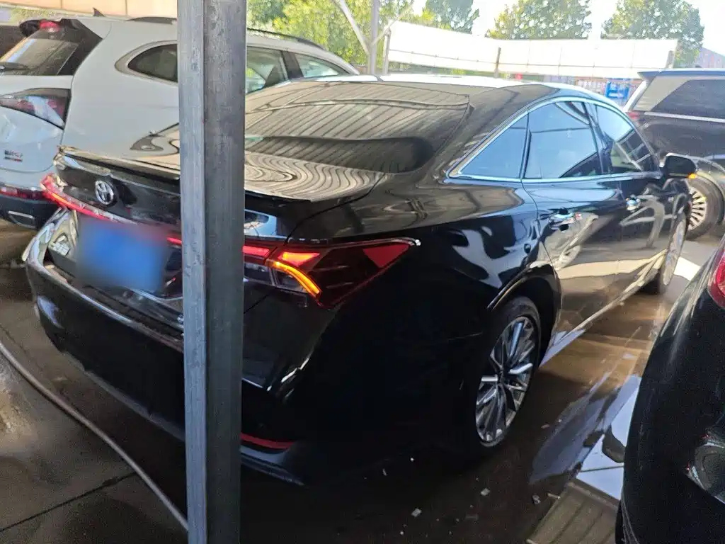 TOYOTA AVALON 2024