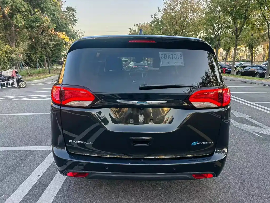 CHRYSLER BIG 捷龙PHEV IMPO 2025