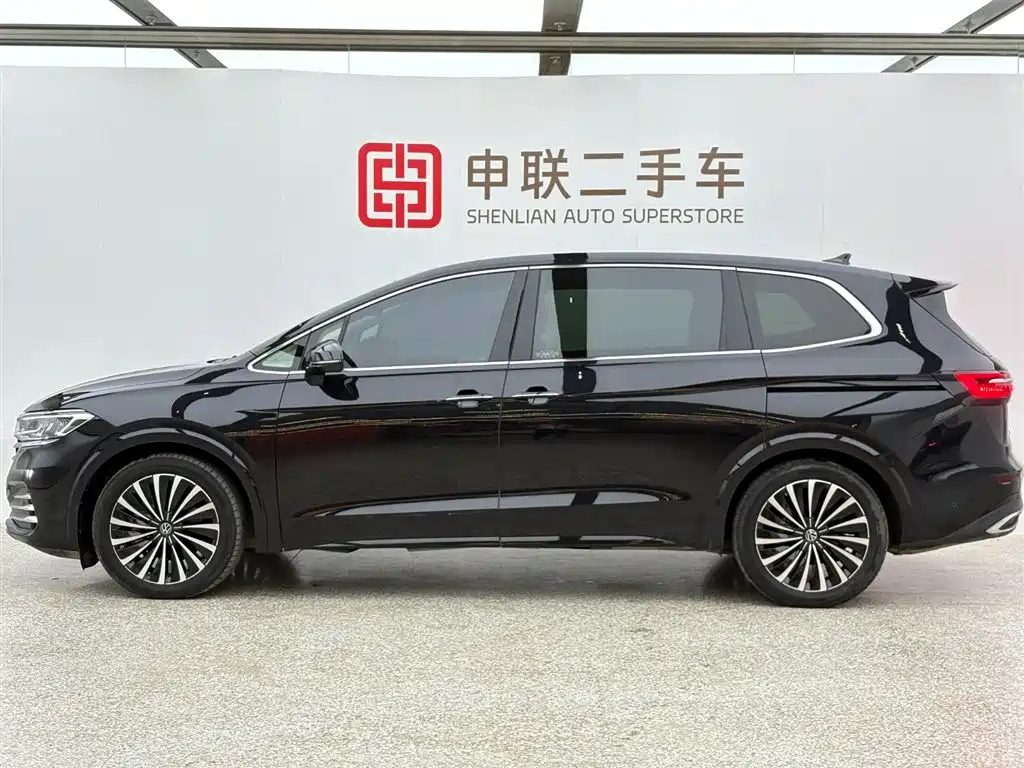 VOLKSWAGEN VILORAN 2024