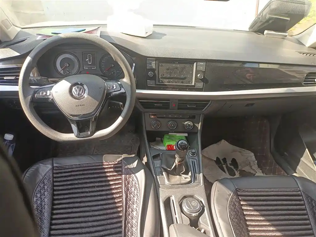 VOLKSWAGEN LAVIDA 2019