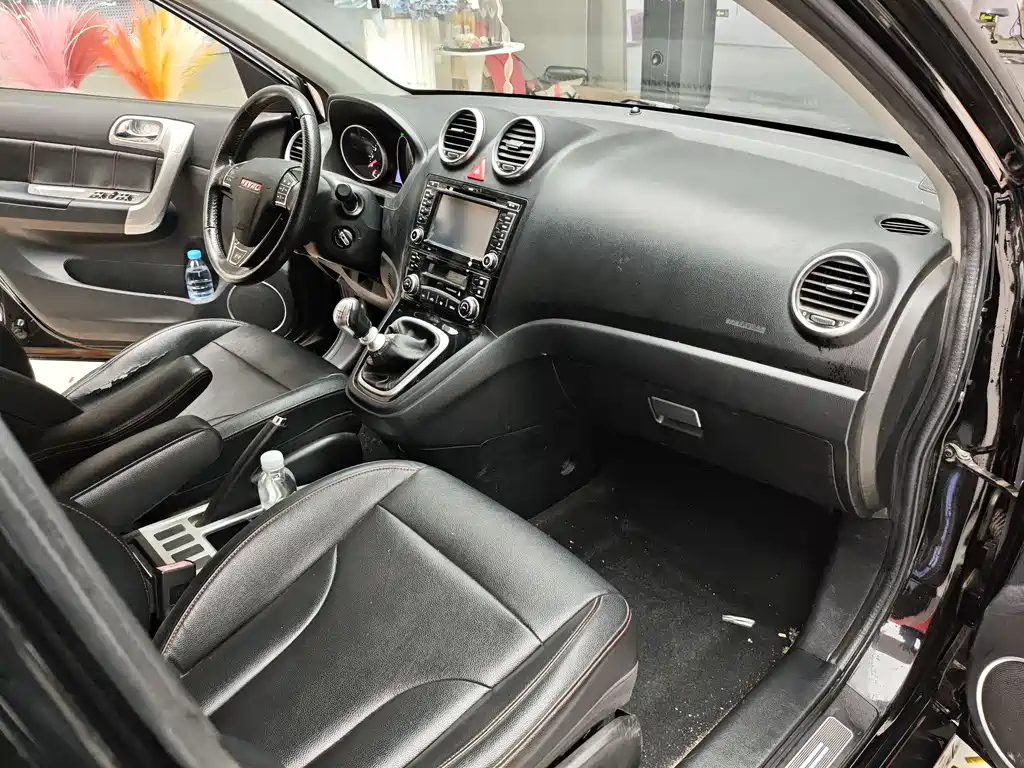 HAVAL H6 2015
