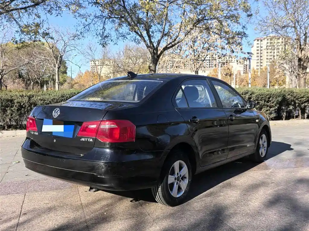 VOLKSWAGEN JETTA 2014