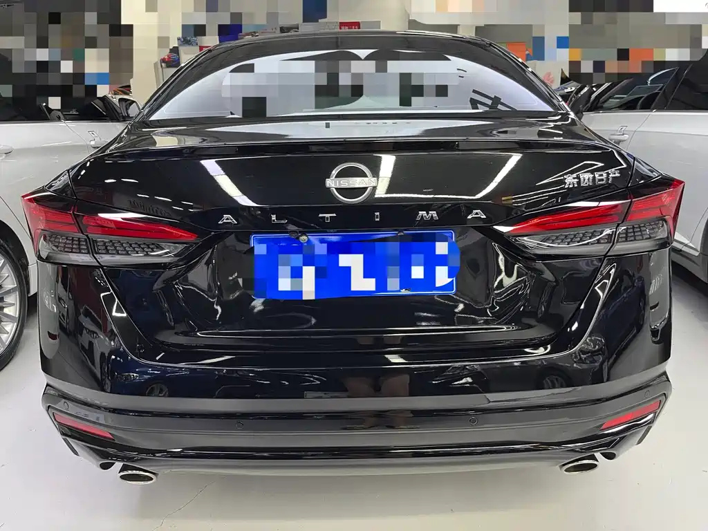 NISSAN TEANA 2023