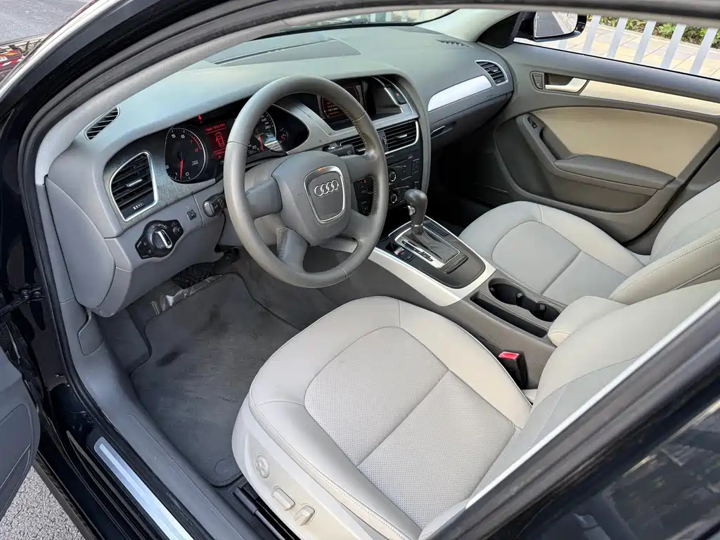 AUDI A4L 2009