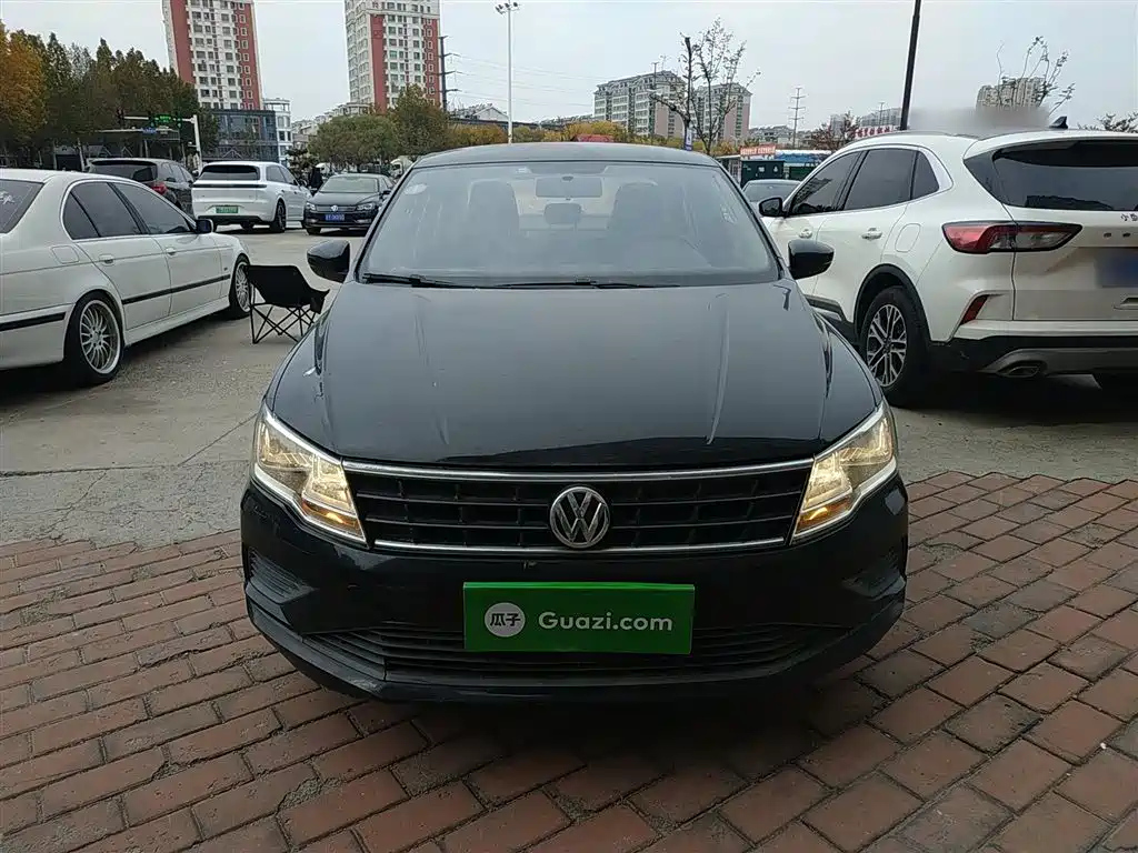 VOLKSWAGEN JETTA 2018