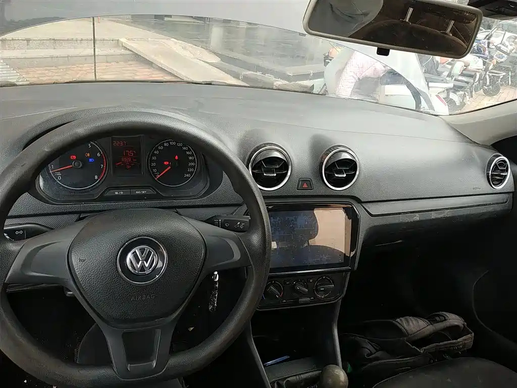 VOLKSWAGEN JETTA 2018