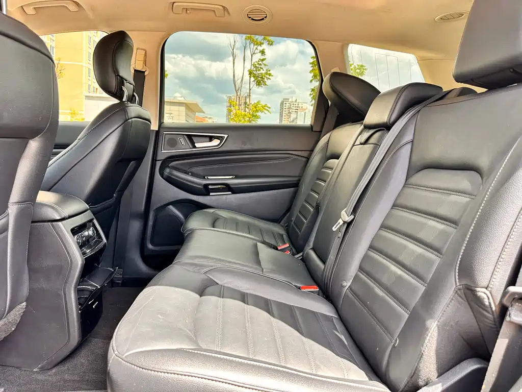 FORD EDGE 2018