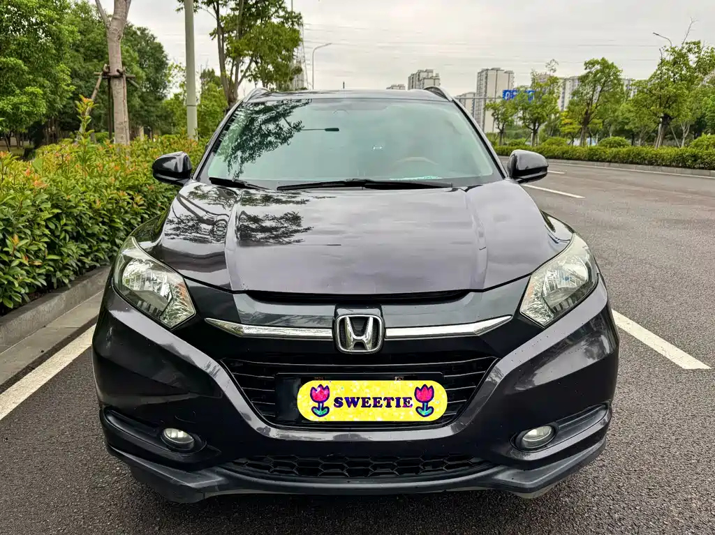 HONDA VEZEL 2015