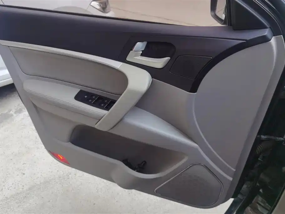 GEELY AUTO EMGRAND 2015