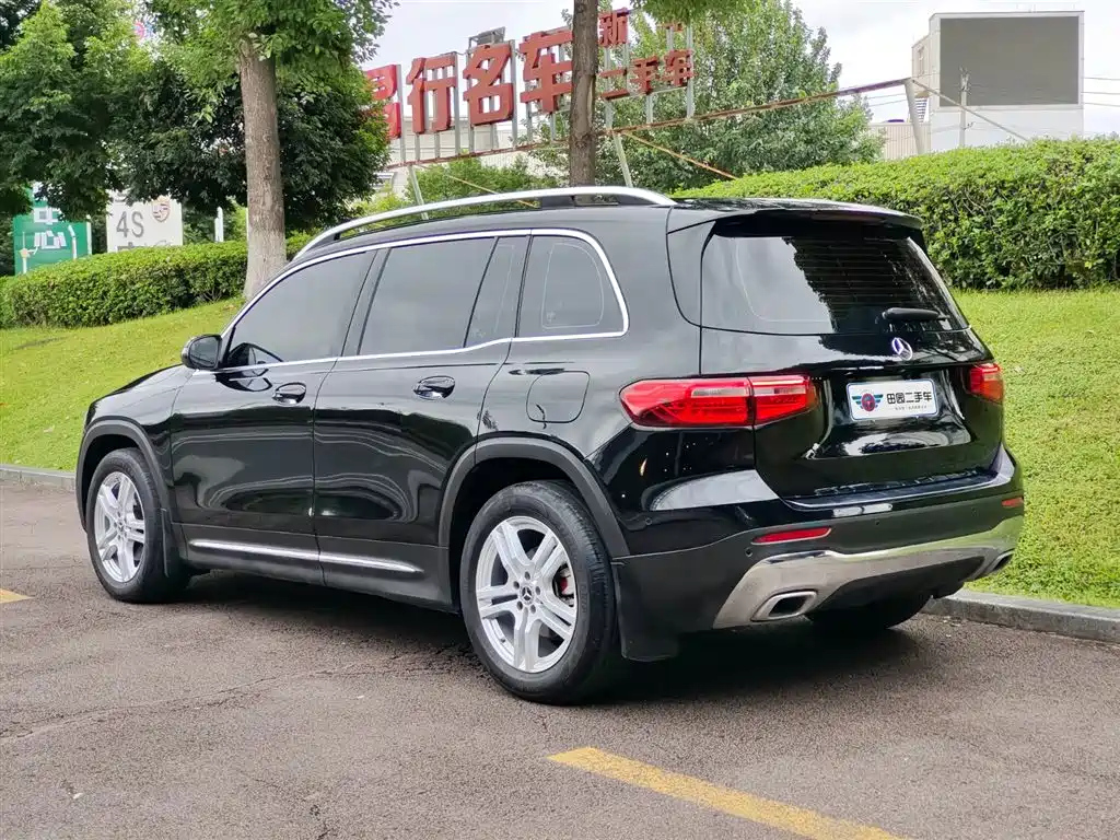 MERCEDES BENZ GLB 2021