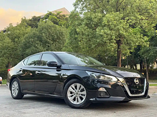 NISSAN TEANA 2019