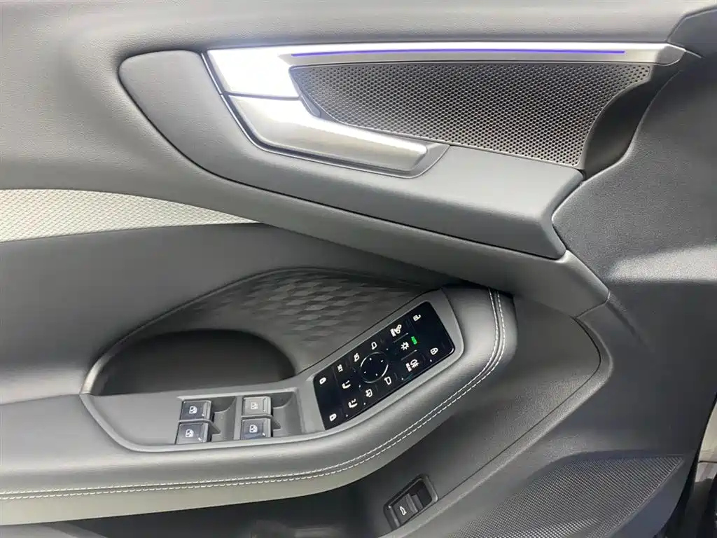 AUDI A5L SPORTBACK 2025