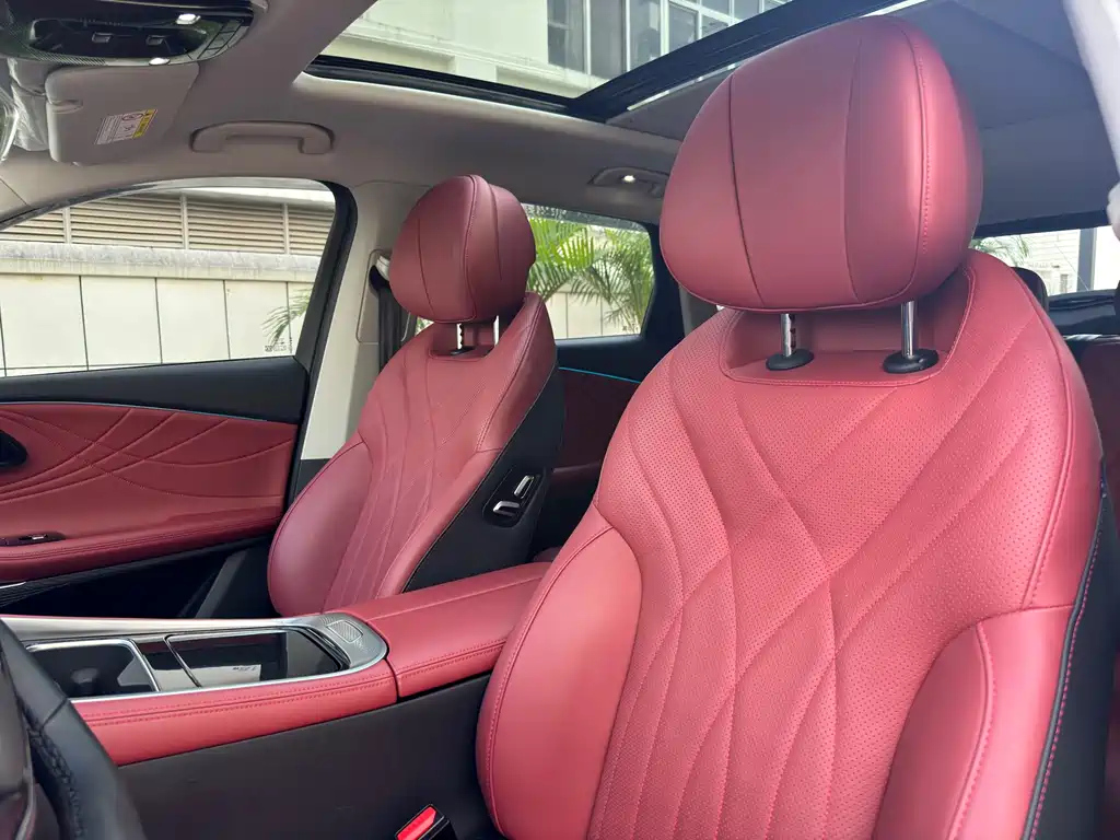 EXEED YAOGUANG C-DM 2025