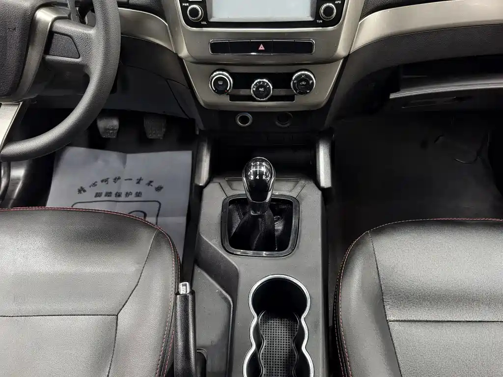 GEELY AUTO GX7 2015