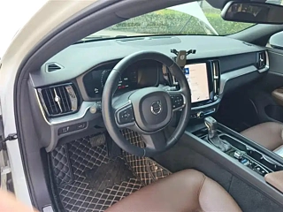 VOLVO S60  2021 YEAR T4  DELUXE EDITION 2021
